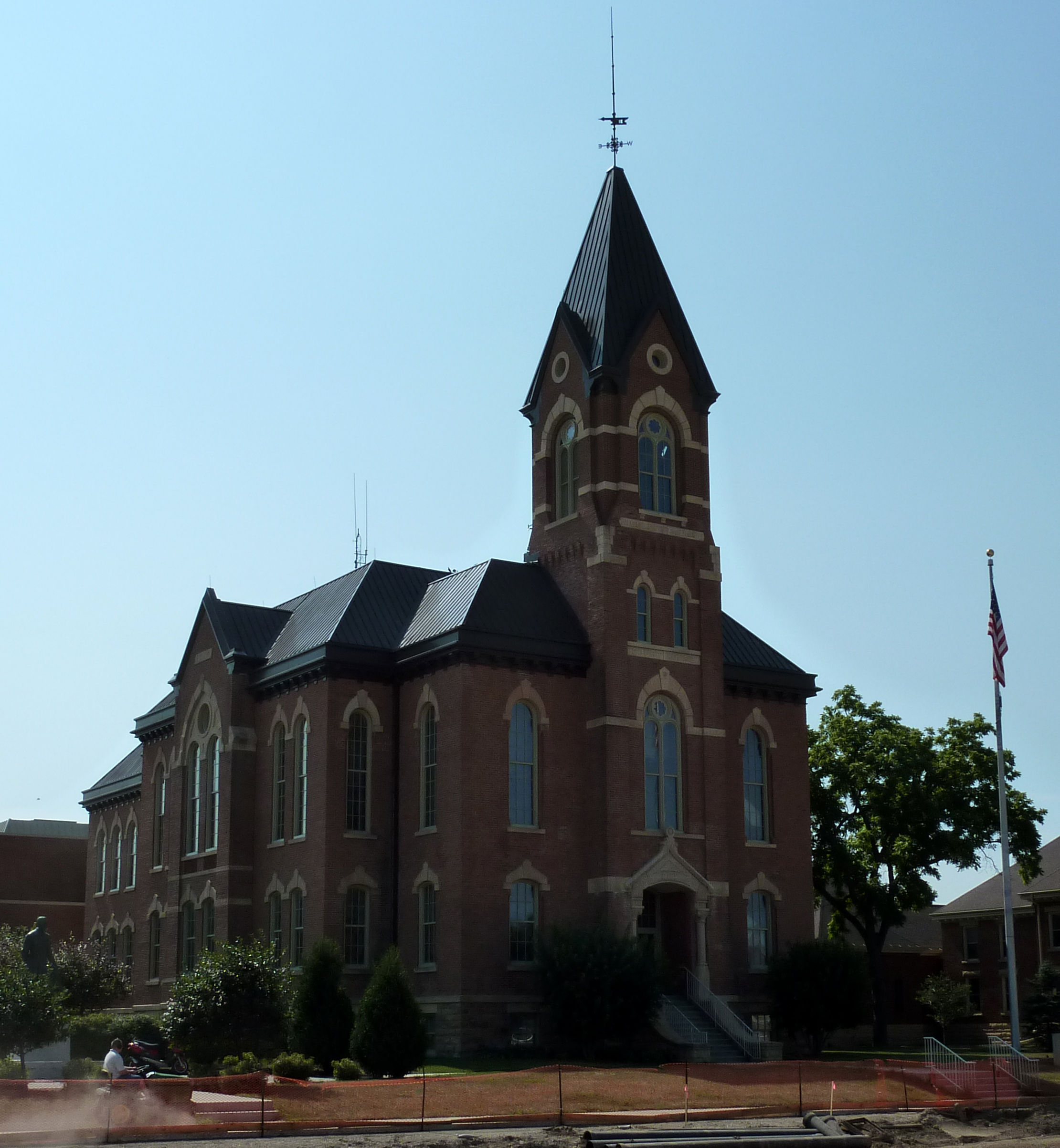 Saint Peter Funeral Homes, funeral services & flowers in Minnesota