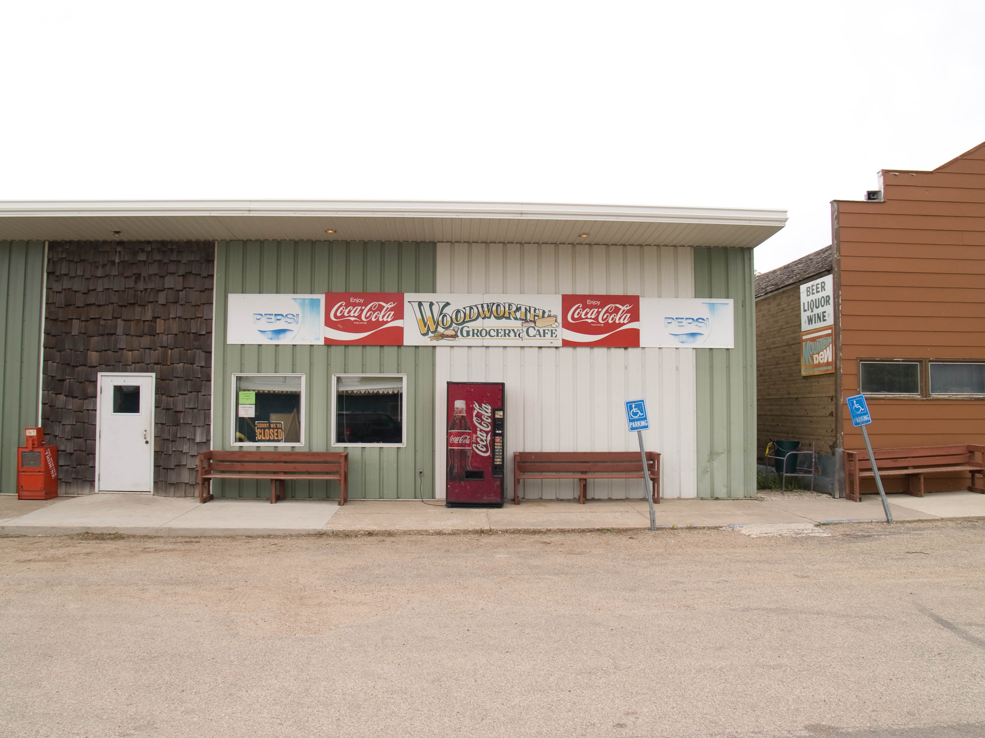 Woodworth Funeral Homes, funeral services & flowers in North Dakota