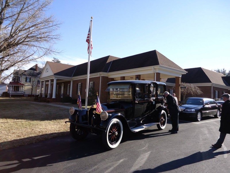 Henry Funeral Home & Cremation Center Staunton, Virginia